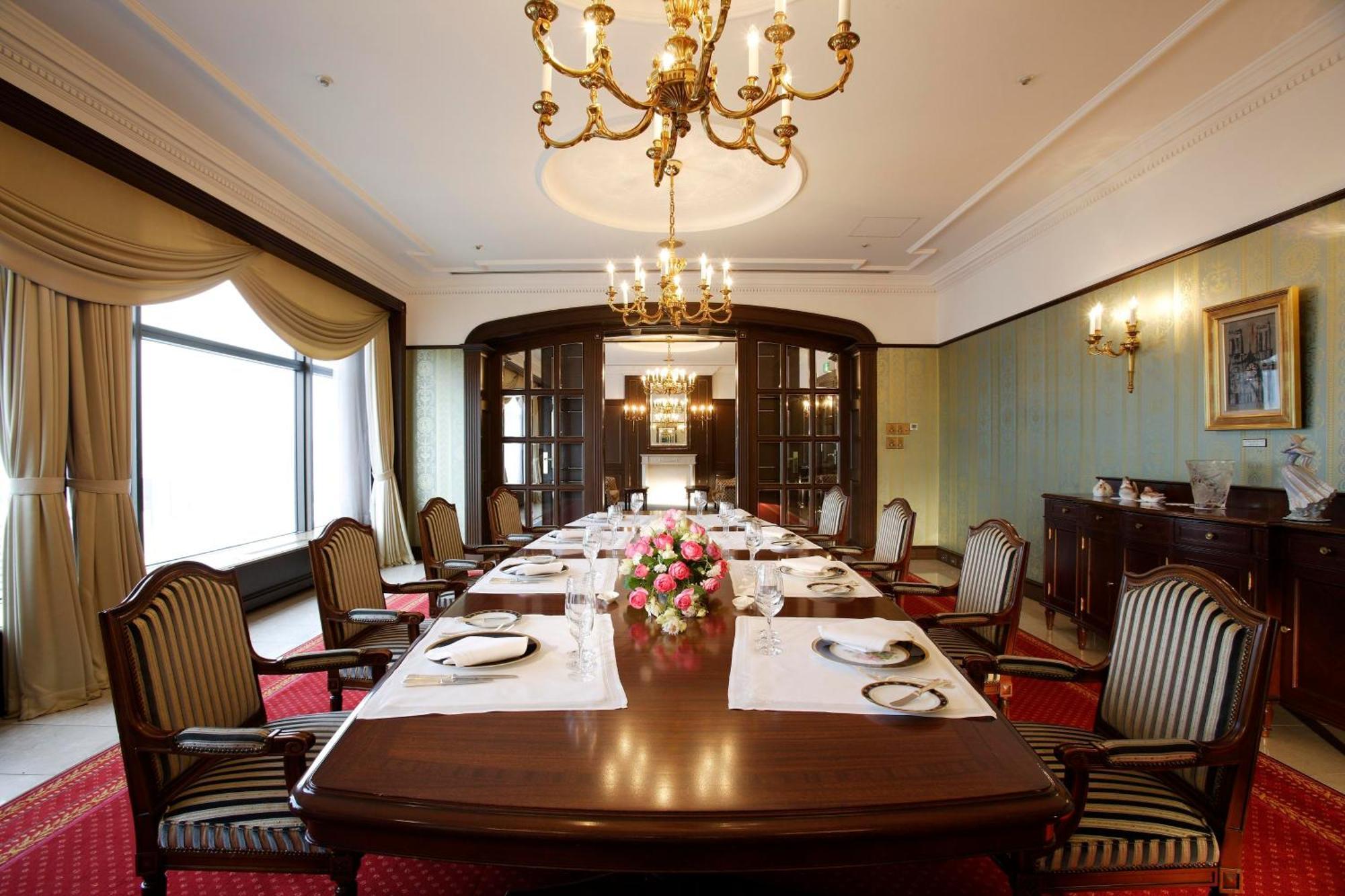 Rihga Royal Hotel Osaka, Vignette Collection By Ihg Zewnętrze zdjęcie The Imperial Suite